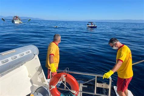 Bombeiros encontram corpo perto de Ilha Vitória em Ubatuba