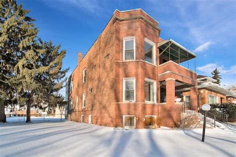 Al Capone home for sale in Chicago: See the photos