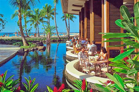 Hotel, Hawaii: Hilton Hawaiian Village Waikiki Resort & Spa | CANUSA