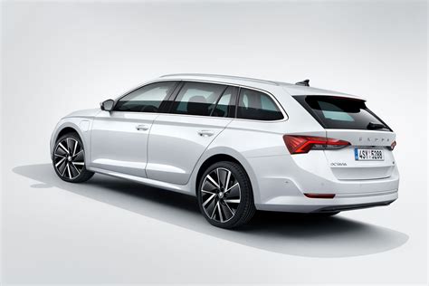 Skoda Octavia IV Combi 1 0 TSI EVO E TEC 110 Hp Mild Hybrid DSG 2019