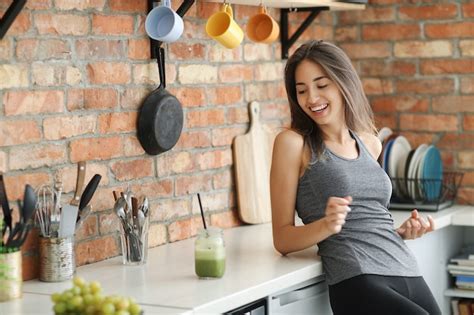 Consigue Un Cuerpo Fit En Casa Descubre Los Mejores Ejercicios Y