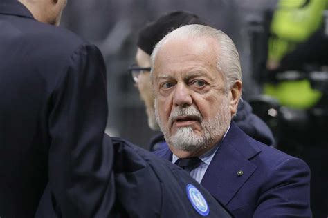 Napoli De Laurentiis Indica La Via Avanti Cos Verso L Europa