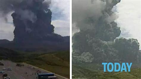 Giappone Il Vulcano Aso Si Risvegliato Massima Allerta