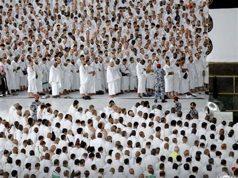 Haj Nearly Million Foreign Pilgrims Arrive In Saudi Arabia