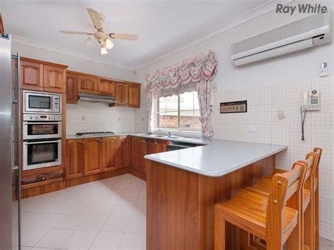 2 Kerang Court Taylors Lakes Vic 3038 Au