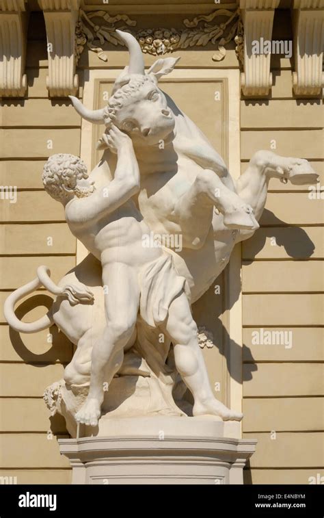 Austria Vienna Statue Hercules Heracles Fighting The Cretan Bull