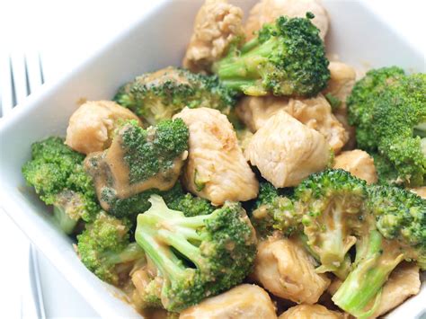 Easy Broccoli And Chicken With Peanut Sauce Happy Healthy Mama