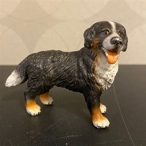 Schleich hund Berner Sennen 2004 Köp på Tradera 609873192