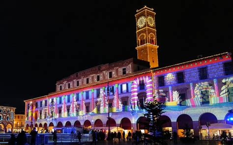 Videomapping Per Natale E Il Budget Sale Bagarre In Comune A Forl