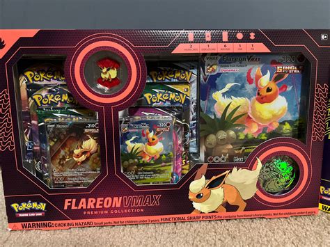 Mavin Pokemon Eevee Evolution Vmax Premium Collection Box Jolteon Flareon Vaporeon Set