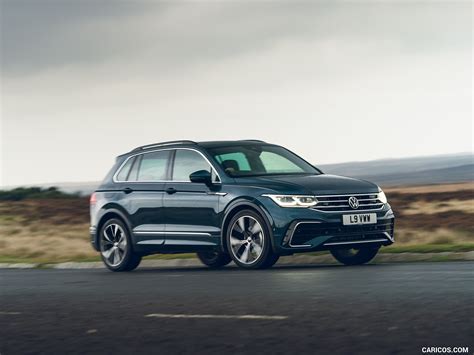 Volkswagen Tiguan R Line Uk Spec Front Three Quarter Wallpaper