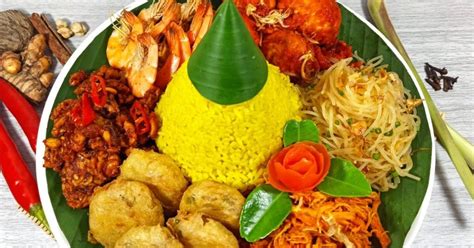 Resep Nasi Kuning Gurih Pulen Dan Wangi 🏆🏆🏆 Oleh Pawon Umaiyah Cookpad