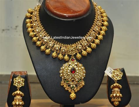 Designer Antique Gold Bridal Necklace Set Bridal