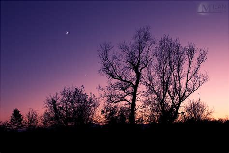 Moon And Venus Moon And Venus Milan Miloradovic Flickr