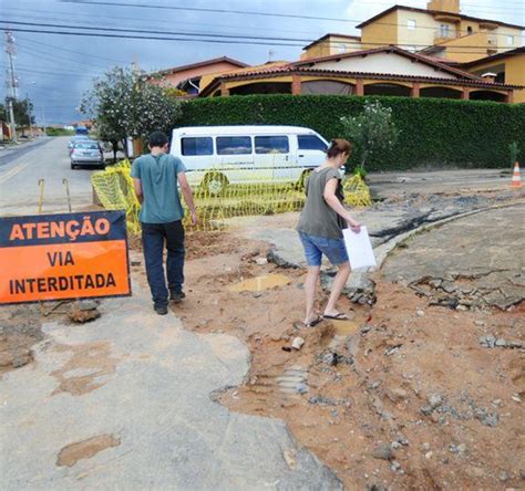 Moradores Reclamam De Buracos E Poeira Em Ruas Sorocaba E