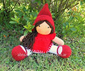 Abrazables Izaguirre O Carta A Caperucita Roja Knitted Dolls