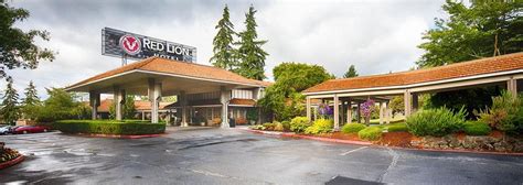 Red Lion Hotel | Downtown Bellevue, WA