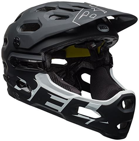 Best Full Face Mountain Bike Helmet (Review & Buying Guide) in 2020