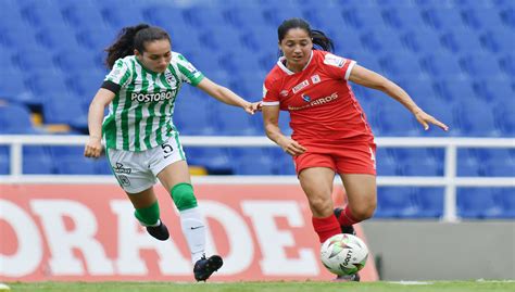 Sin Fair Play Carolina Pineda Recibió Cinco Puntos De Sutura Luego De