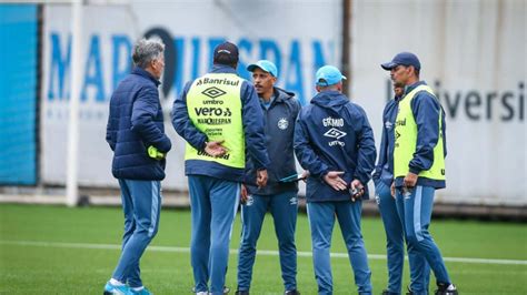 Imagens do treino técnico e tático de Renato no Grêmio vazam na web