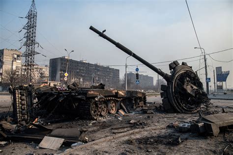 Um ano de guerra na Ucrânia quais consequências do conflito para o