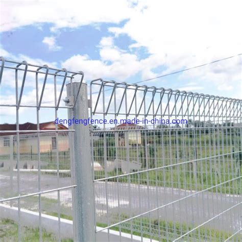 Triangle Top Roll Welded Iron Wire Mesh Brc Fence Metal Fence Panel China Fencing And Metal Fence