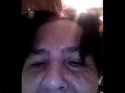 me masturbó rico mirando vagina de madura video llamada XVIDEOS