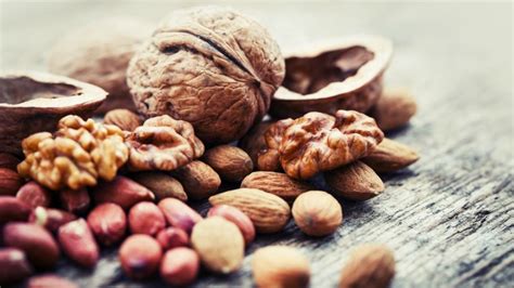 Nueces Y Almendras Conoce Todos Los Beneficios Que Te Dan Estos Frutos