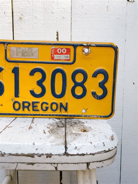 Vintage Oregon License Plate Vintage Rustic Farmhouse Decor Etsy