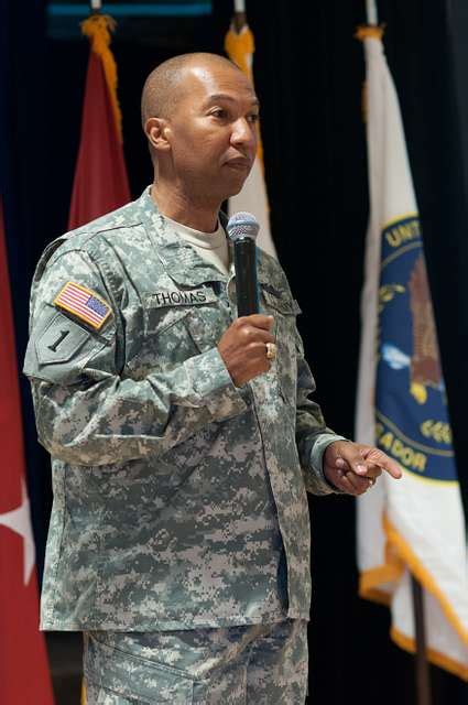 U S Army Command Sgt Maj Luther Thomas Jr The Nara Dvids