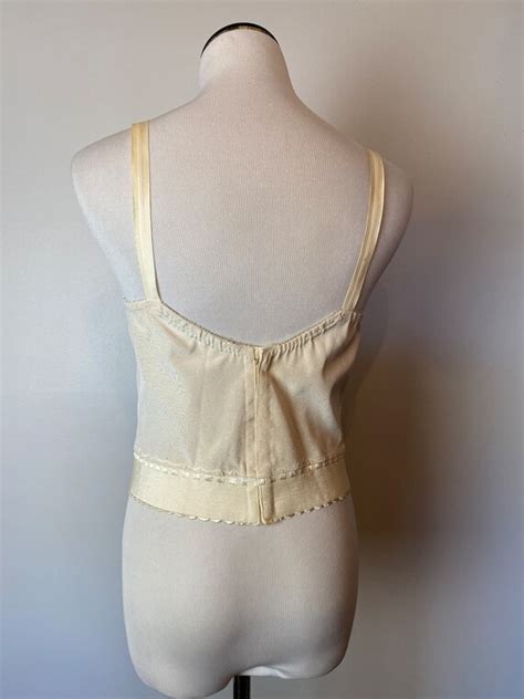 Vintage 1950s Bullet Bra~ 40 C Cotton Deadstock Rock… Gem