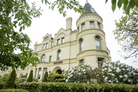 5 Historic Port Townsend Hotels — With These Rings