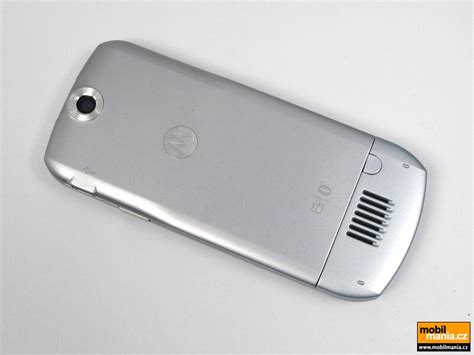 Motorola L6 pictures, official photos