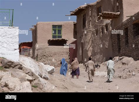 Mud House In Afghanistan Hi Res Stock Photography And Images Alamy