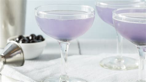 The Best Gin Cocktails Ranked