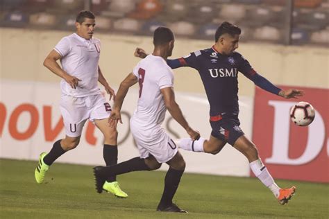 Universitario Vs San Martín Empatan Sin Goles En El Estadio