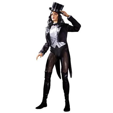 Zatanna 1 6 Scale Deluxe Collector Action Figure