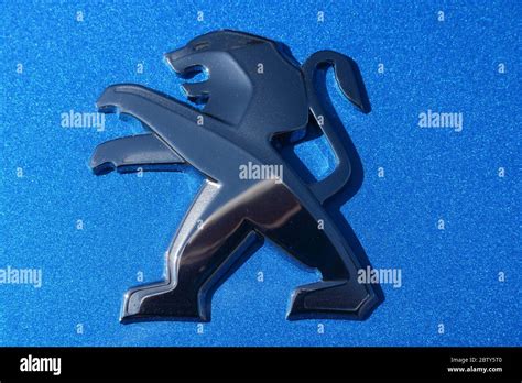 Peugeot Car Logo Lion Stock Photo Alamy