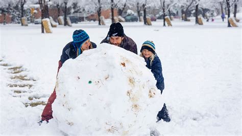 Snow in the US: Winter storm hits states from Arizona to North Dakota ...