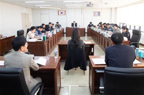 군산시의회 행정복지위원회 복지정책과 2024년 주요업무보고 청취 아주경제