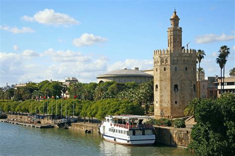 Torre Del Oro The Gold Tower Of Seville