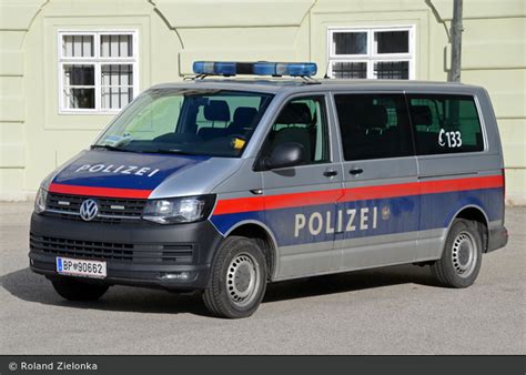 Einsatzfahrzeug BP 90662 Volkswagen Transporter T6 4motion HGruKw