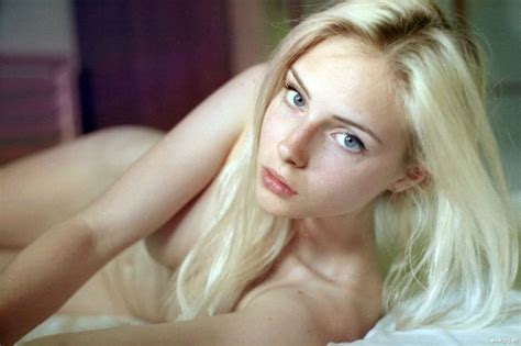 Blond Porn Pic