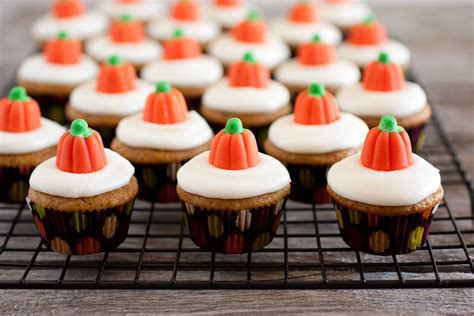 Mini Pumpkin Cupcakes With Cream Cheese Frosting Cooking Classy