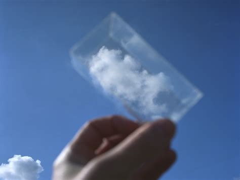 catching  clouds fubiz media