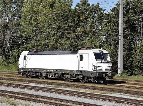 Siemens Mobility a ČD Cargo podepsaly smlouvu na 2 lokomotivy Vectron