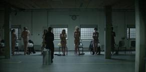 PRISE AU PIEGE NUDE SCENES AZNude