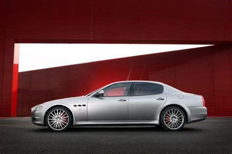 Classic Trader Reviews The Maserati Quattroporte V Buying Guide