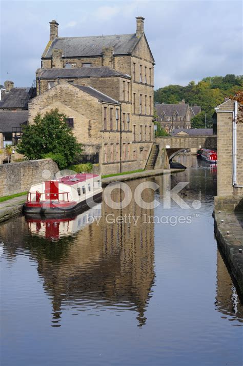 Canal In Skipton, England Stock Photo | Royalty-Free | FreeImages