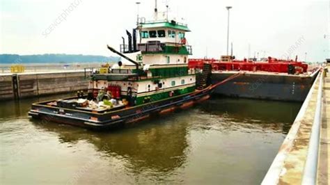 River Barge Passes Through Dam Locks Stock Video Clip K005 0280 Science Photo Library